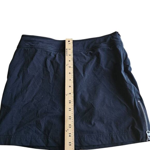 Athleta womens Sz 8 black nylon skirt side zipper with under shorts - Picture 5 of 8
